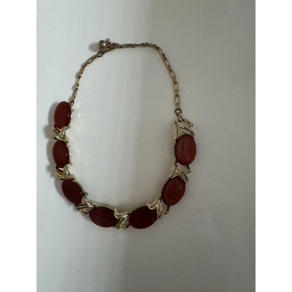 Vintage 1950-1960 thermoset brown gold-tone chocker necklace.